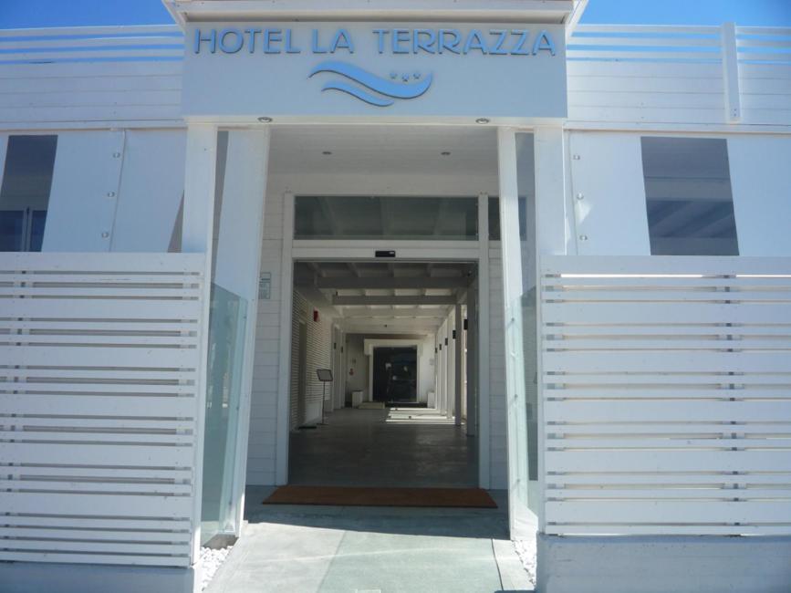 Hotel La Terrazza Barletta Extérieur photo